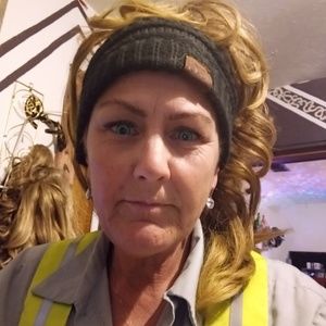 Meet your Posher, Sandy